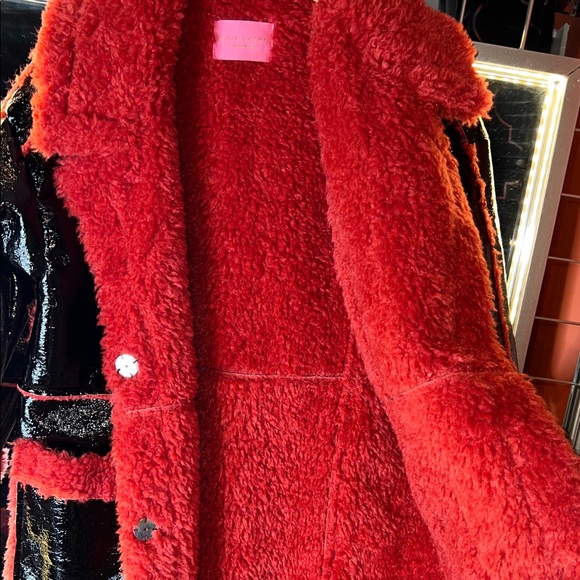 Azalea Wang Black Patent & Crimson Faux Fur Maxi Coat 🍒🖤 - Picture 5 of 7